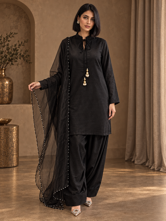 Mahnoor - Black — AI-styled editorial cover
